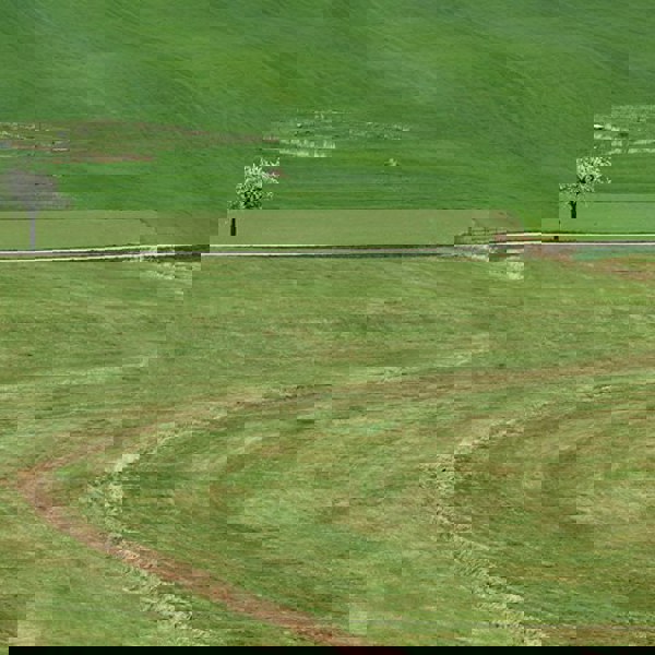 Image /media/0dppsn10/countryside15.jpg