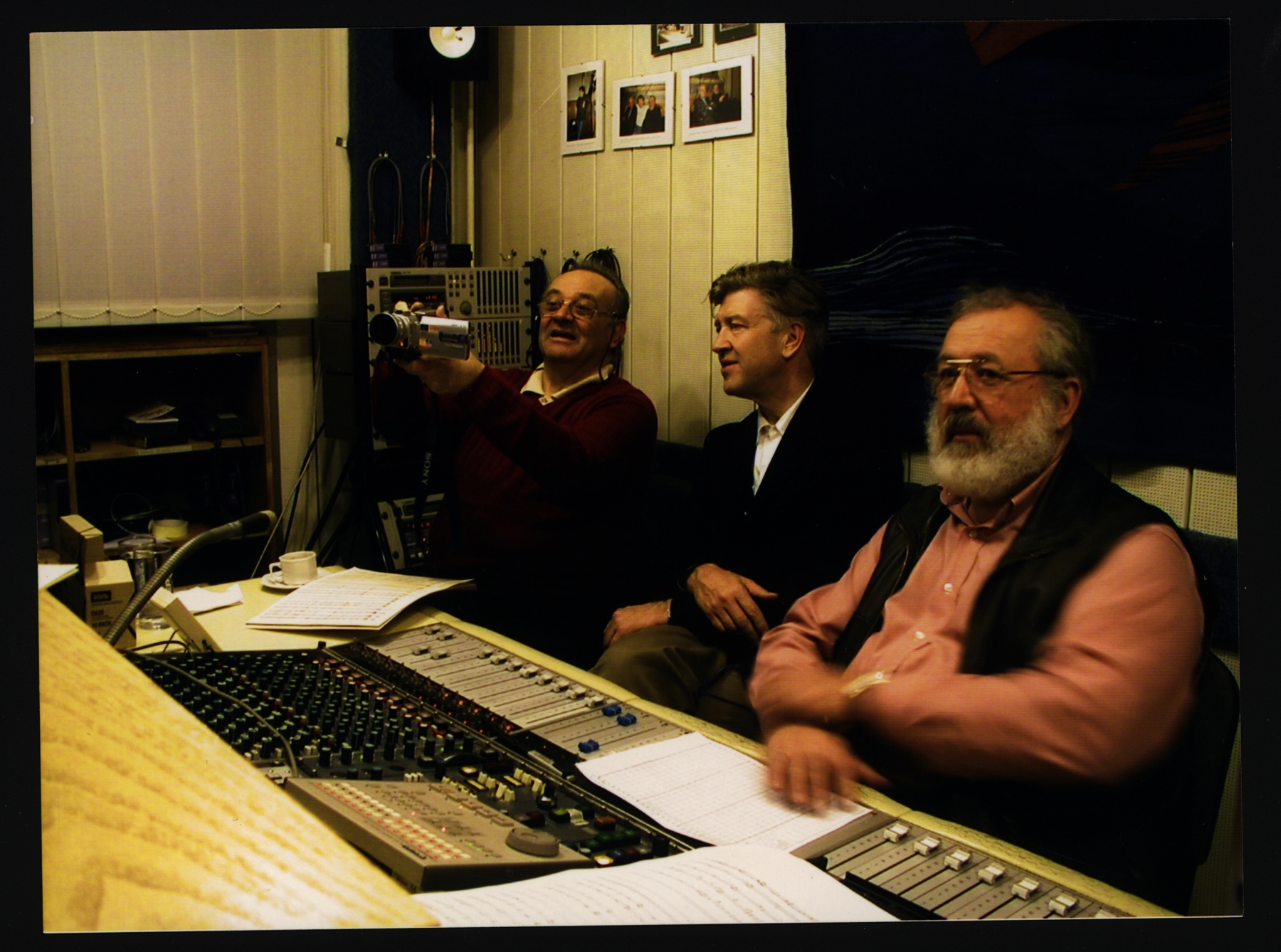 Obrázek /media/1qmbrshl/david-lynch-smecky-1_credit-smecky-music-studios.jpg