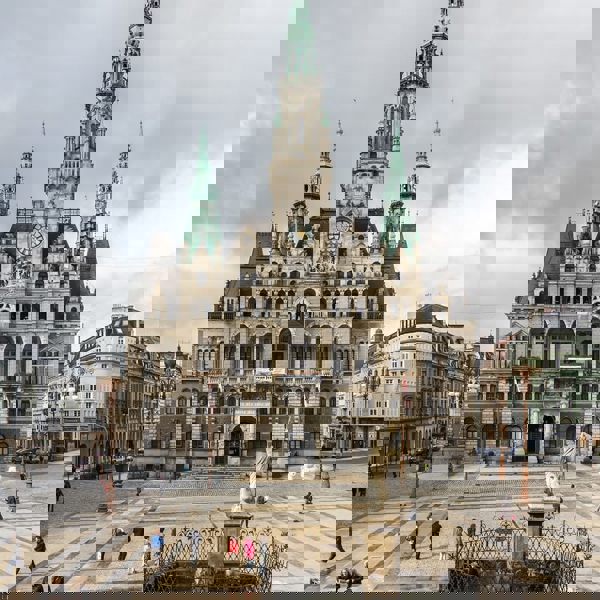 Image /media/40md2b22/libereckar_radnice_jirous_ext.jpg