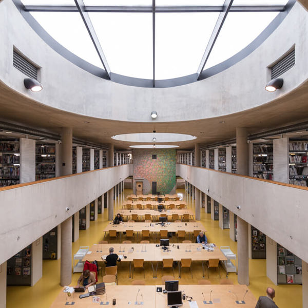 Obrázek /media/44haozsx/hradec_kralove_studijni_a_vedecka_knihovna_cfc_2_2-1.jpg