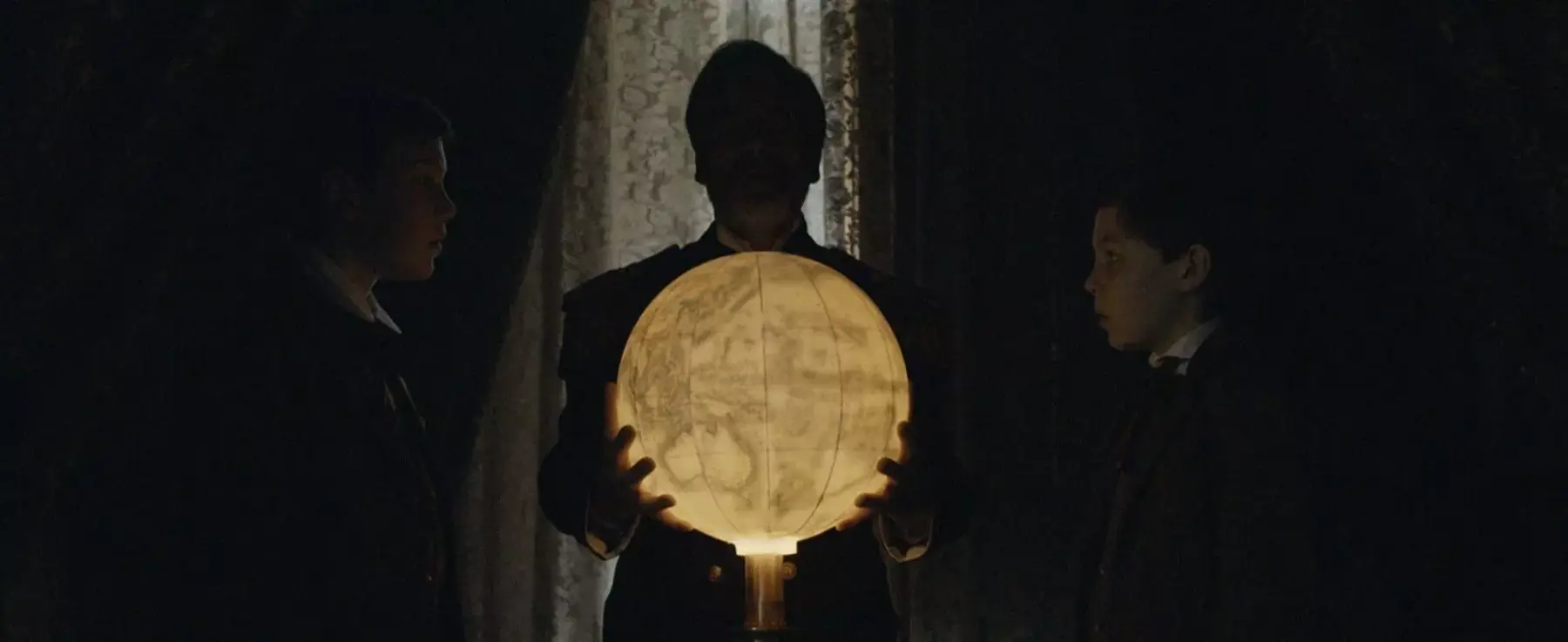 Image /media/52alqbtb/amundsen_motion-blur.webp