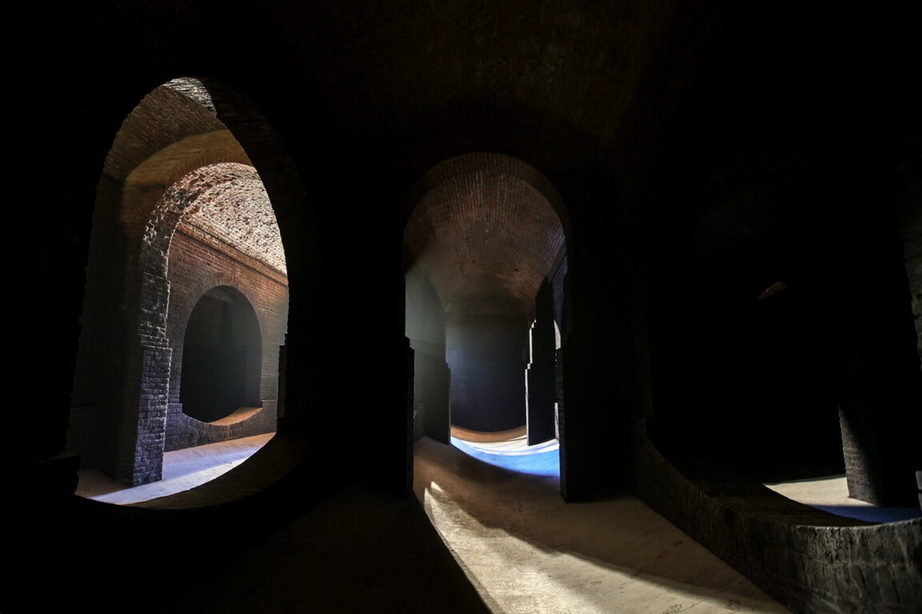 Obrázek /media/amanj1t2/vodojemy_inside_jan_caga_27.jpg