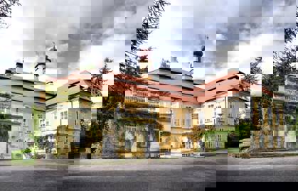 Obrázek /media/autpvbgt/pilsen_ulice_-_zamek_exterier_8532.jpg