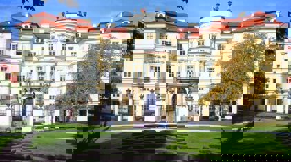 Obrázek /media/ba1fw3cu/praha_-_lobkovicky_palac_800x447.jpg