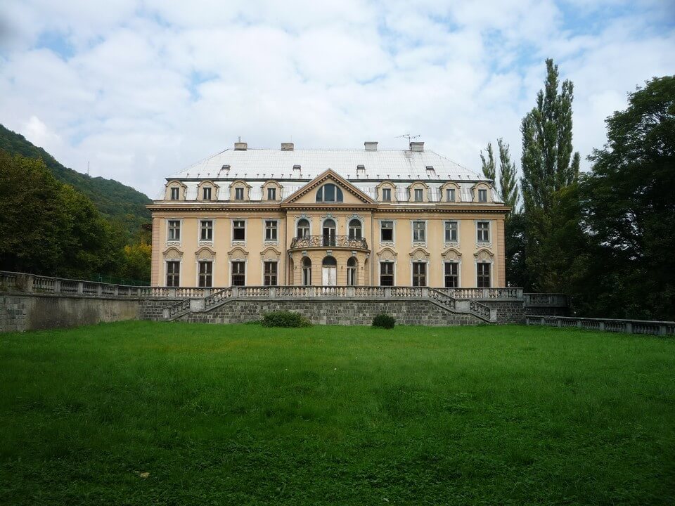 Obrázek /media/bjknpfvt/usti_region_fo_vila_cajkovskeho_foto_archiv_fkuk.jpg