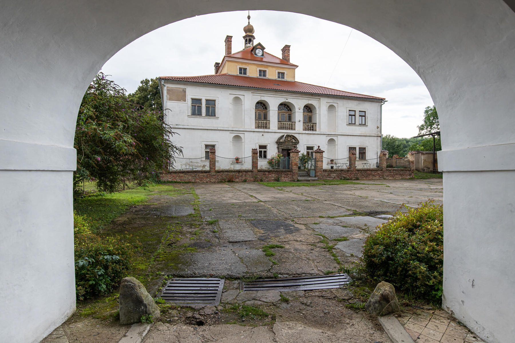 Image /media/c5fp4ryy/zamek_patek_thasl1-1.jpg