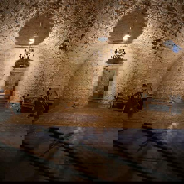 Obrázek /media/dgsh0aqt/patek_126.jpg