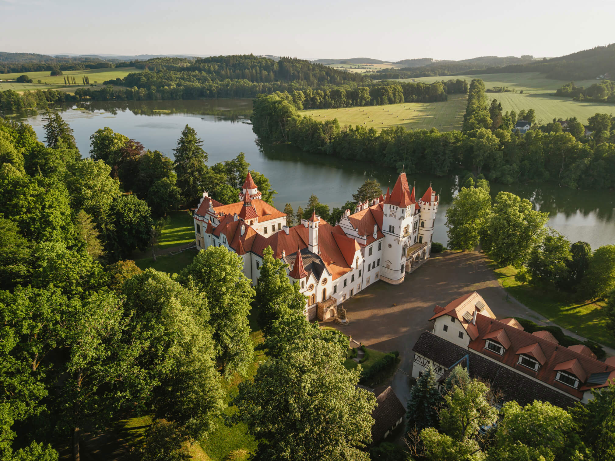 Obrázek /media/ecggh4fr/dji_20250622200154_0475_d-hdr.jpg
