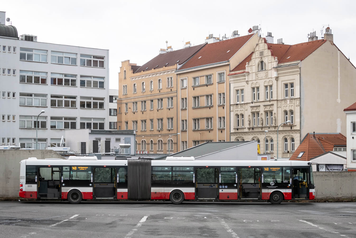 Ilustrační obrázek článku 'Buses'