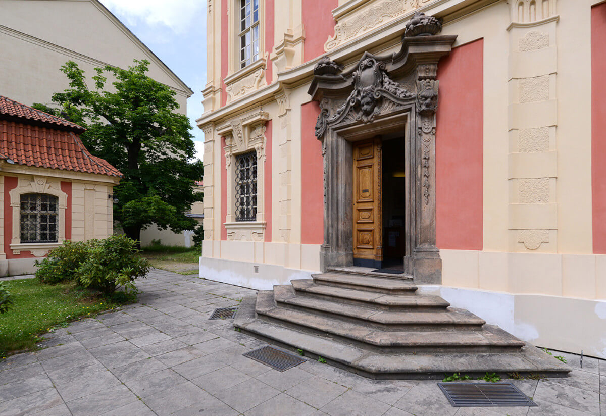 Obrázek /media/hhfdjuwa/praha_zakouti_a_ulicky_viktor_macha_2016_38.jpg