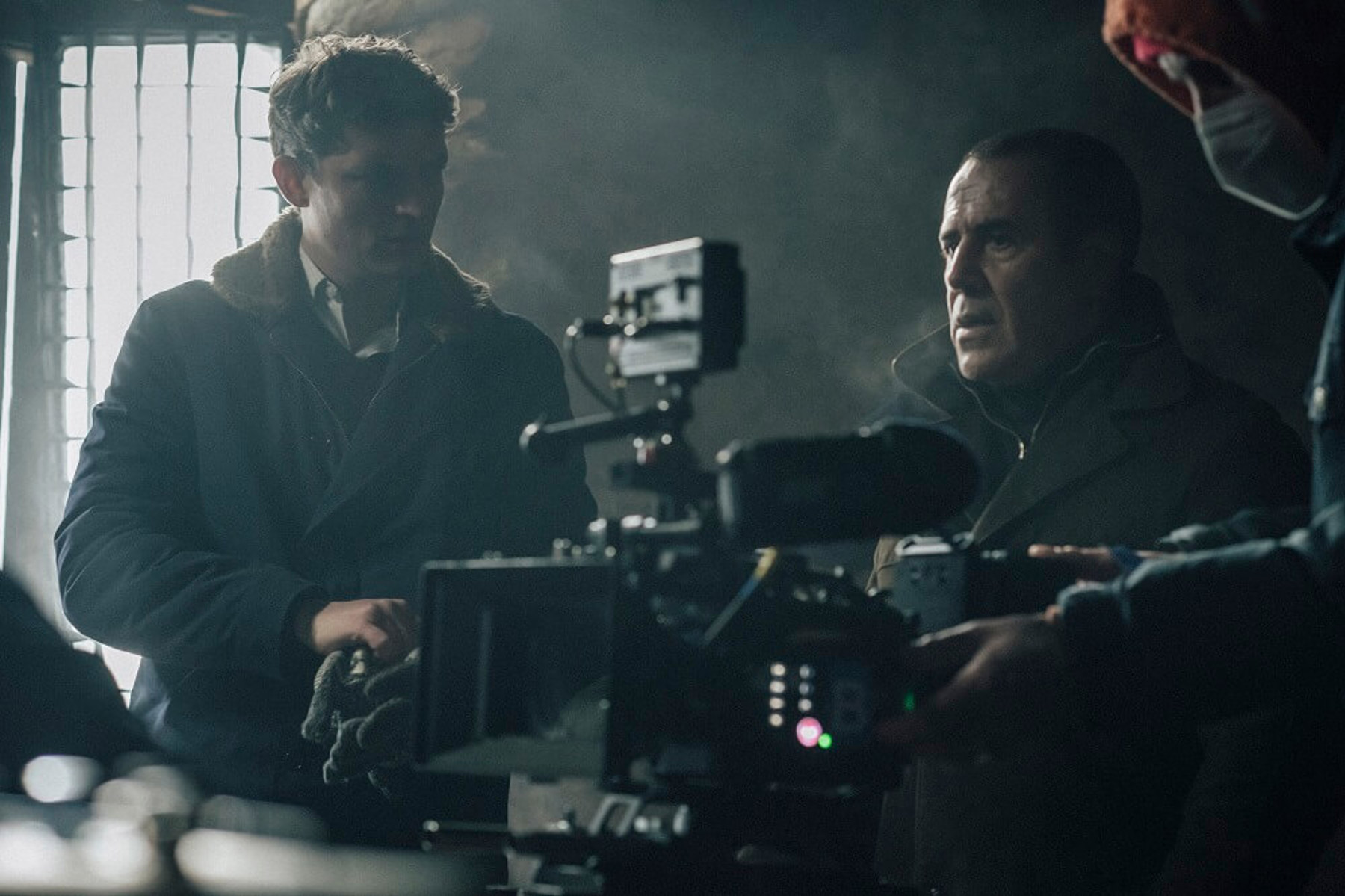 Obrázek /media/hrkkdz1t/totems_-_s01e04_-_jose_garcia_virgile_-_niels_schneider_francis_-_photo__stanislav_honzik4_mala.jpg