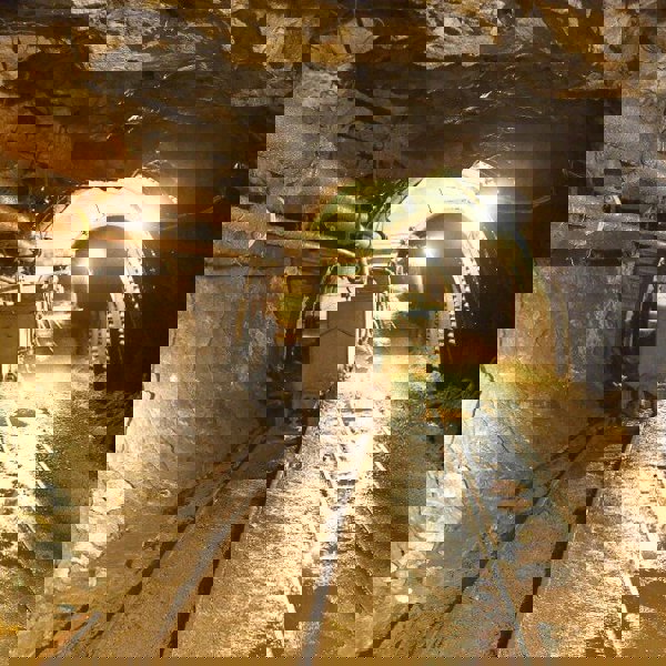 Image /media/htboriup/grafitovy_dul_800x566.jpg