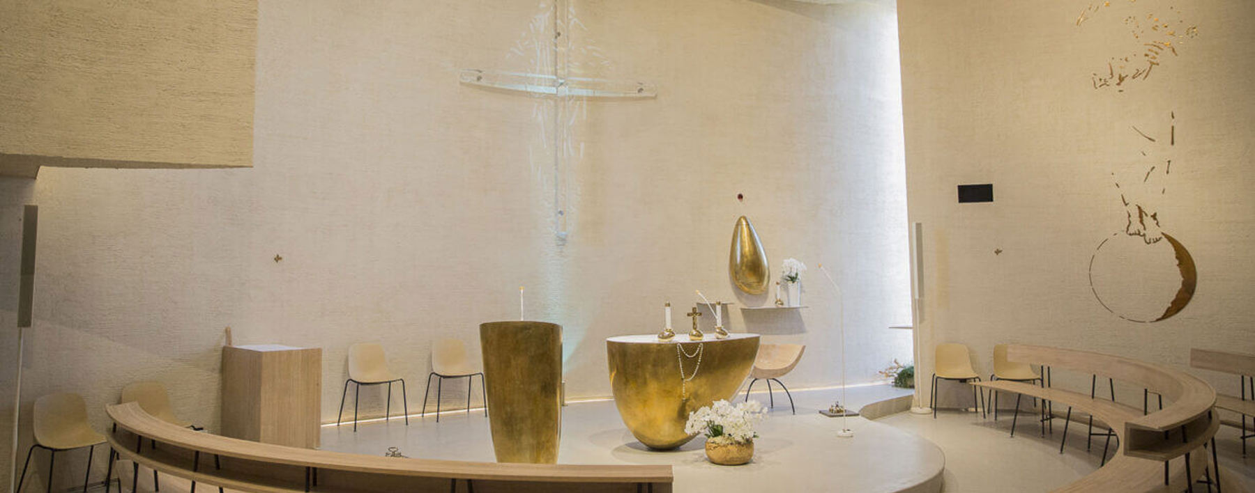 Image /media/jopmj234/1_kostel_sazovice_web.jpg