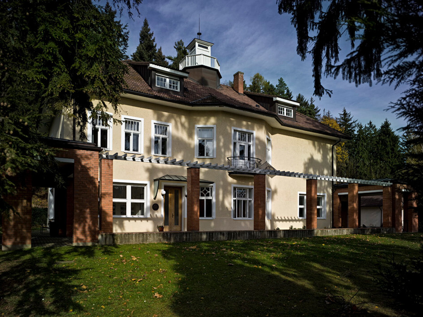 Image /media/jy1dqw2b/vila_tb_leto.jpg