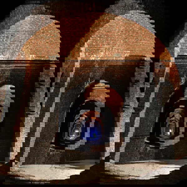 Image /media/njznlrge/vodojemy_inside_jan_caga_1.jpg