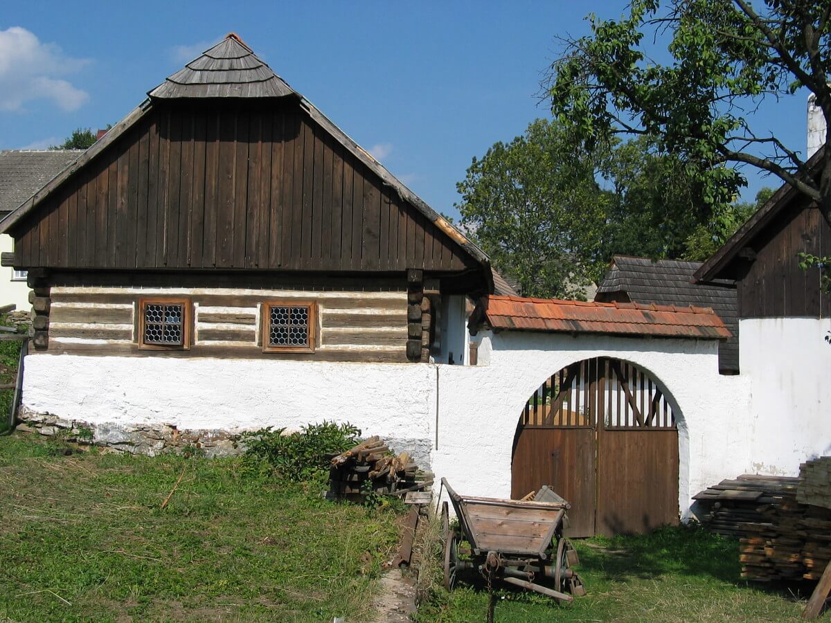 Obrázek /media/oulf5pfg/michaluv_statek_jaroslav_vala.jpg