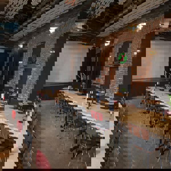 Obrázek /media/phnlincr/papirna-442-pano.jpg