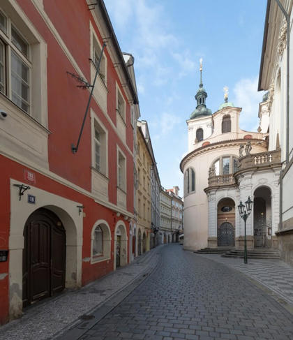 Obrázek /media/pzvdyqvb/prague_streets_80.jpg