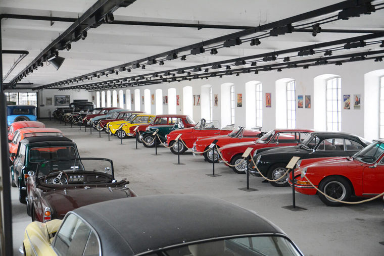 Image /media/q2bnboo1/2_expozice_automobilu_a_motocyklu_puvodne_tkalcovna_ii_np.jpg