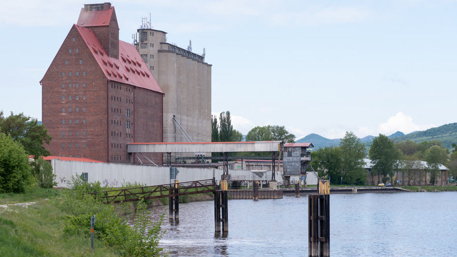 Ilustrační obrázek článku 'Lovosice Port'
