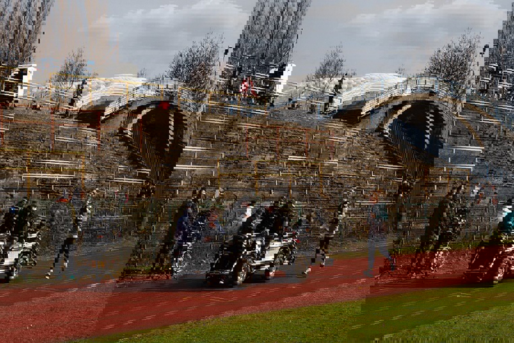 Obrázek /media/rpqjmxfb/nataceni_danskeho_serialu_dna_foto_moravian-silesian_film_office.jpg