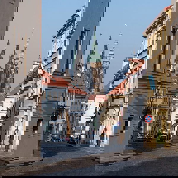 Obrázek /media/sphn20wr/prague_streets_17.jpg