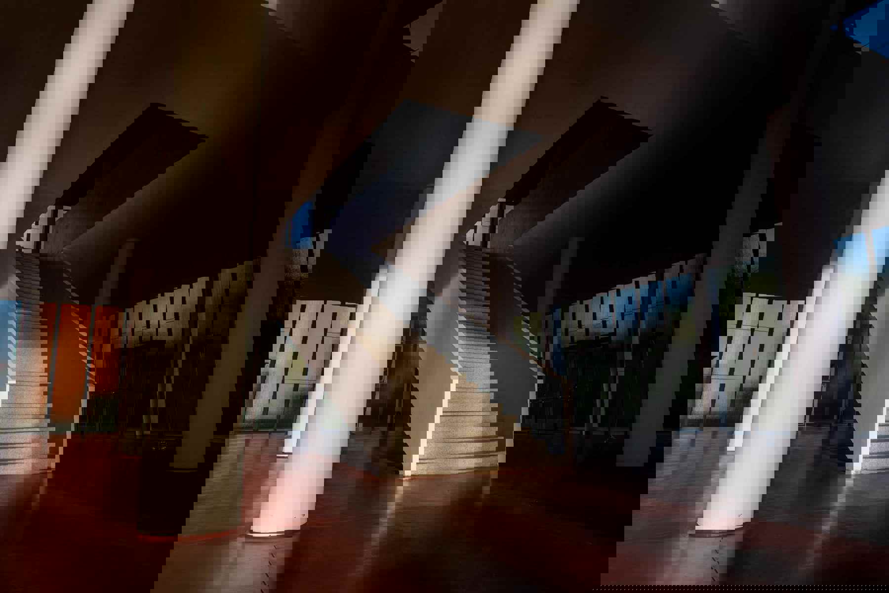 Obrázek /media/sy4lqxd3/pamatnik_tomase_bati_ve_zline__avrotros.jpg