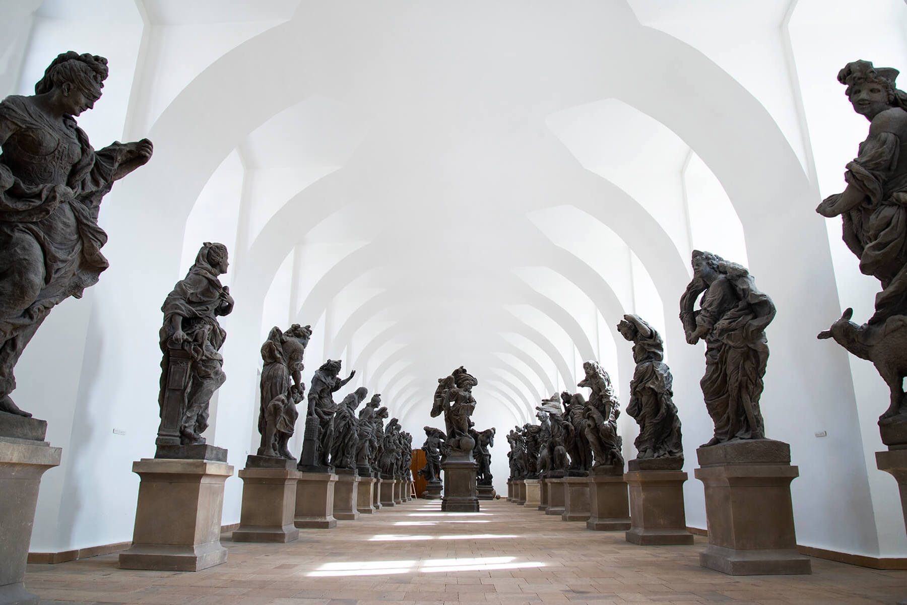 Image /media/tsnjwlh1/vojtech_foto-lapko-lapidarium.jpg