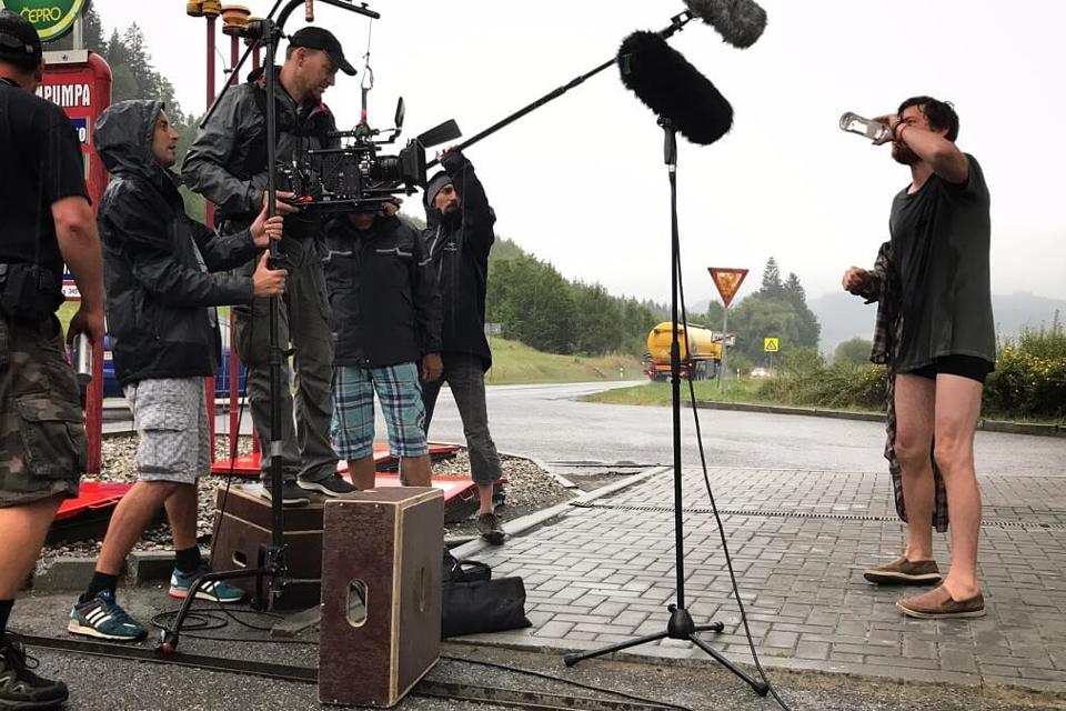 Ilustrační obrázek článku 'Natáčet v regionech se vyplatí! O filmaře stojí Jižní Morava a Zlínský kraj'
