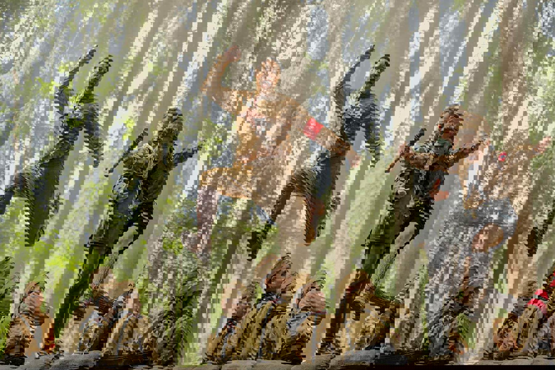 Image /media/unej14gm/jojo_rabbit_fox_searchlight.jpg