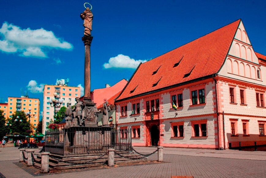 Image /media/uwcdx0n2/staromestska_radnice_na_starem_namesti.jpg