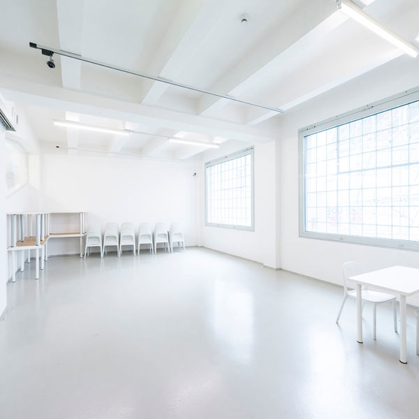 Obrázek /media/v4ybpoxt/dox_prague_-_studio_2.jpg