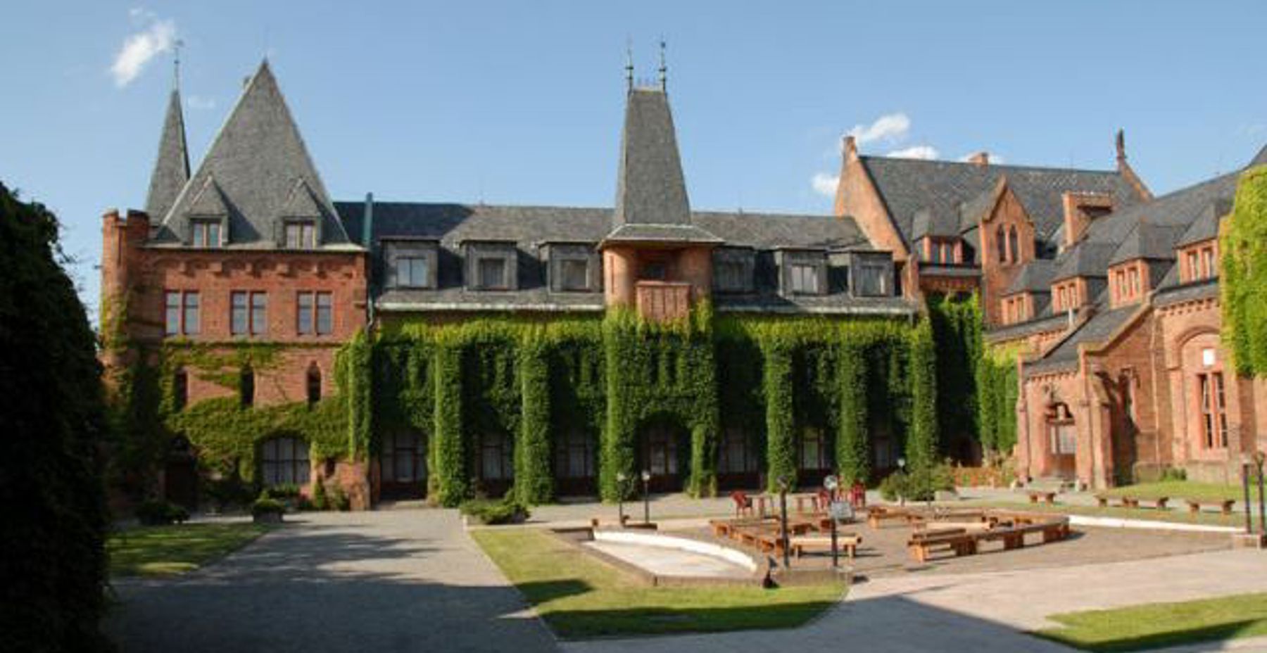 Obrázek /media/w2nplvop/hrad1.jpg