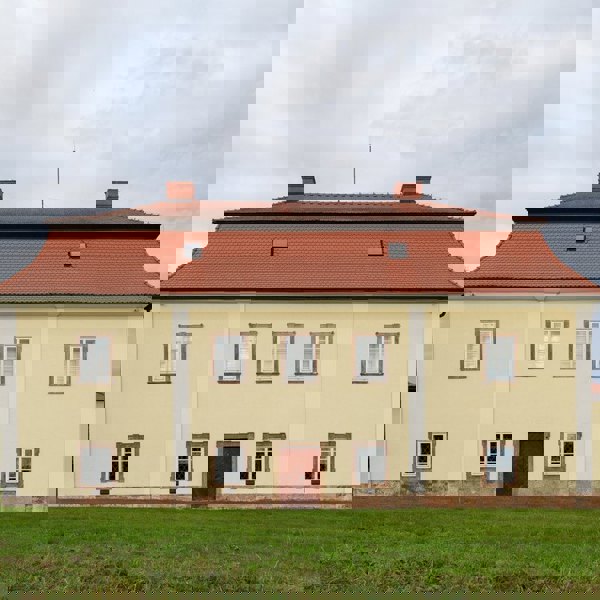 Image /media/x1mnyp15/hnevceves_3.jpg