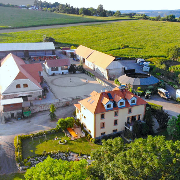 Obrázek /media/xb4nr2re/01-statek-zahorany.jpg