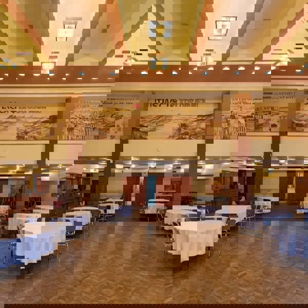 Image /media/xntp1vjy/kulturni_dum_usti_nad_labem_38.jpg