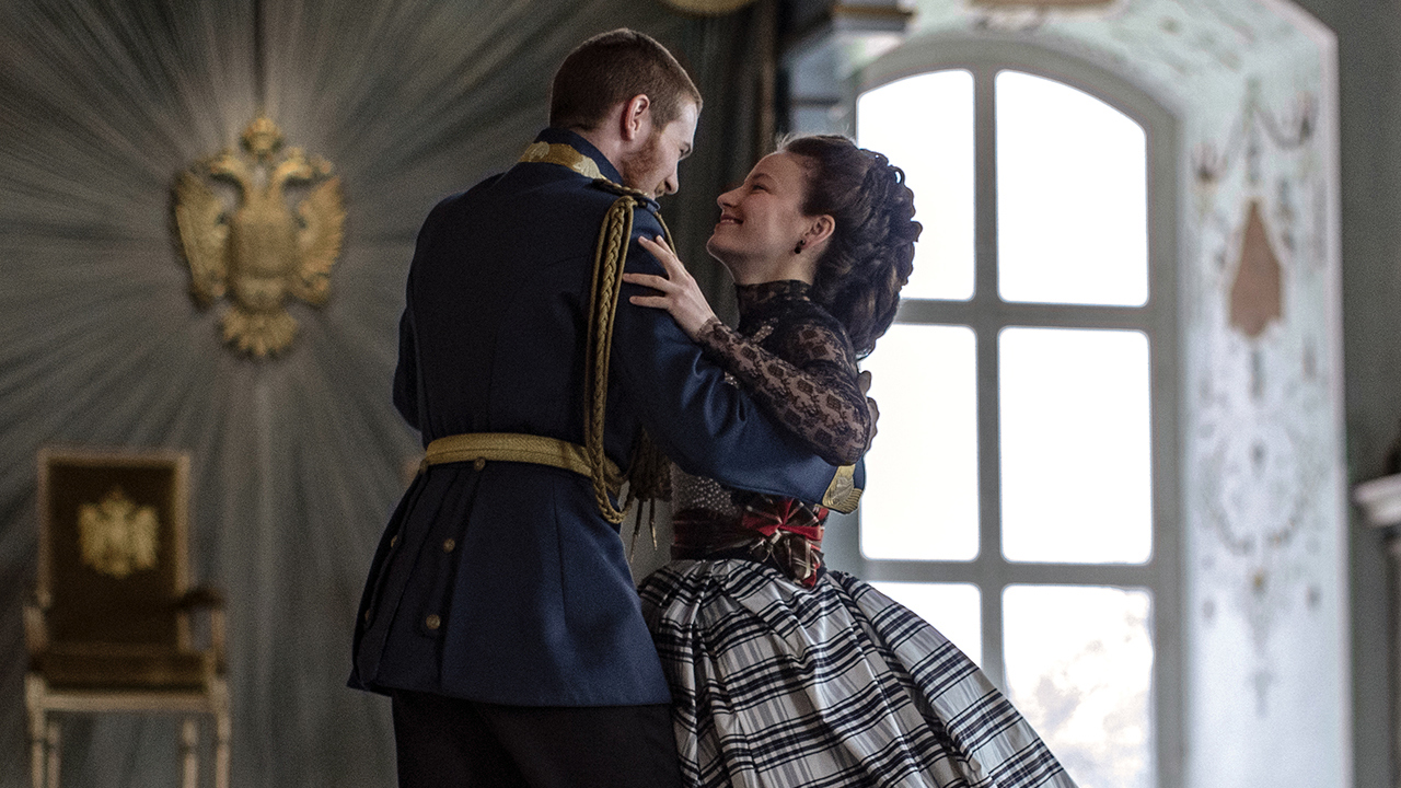 Film thumbnail 'The Empress (season 3)'
