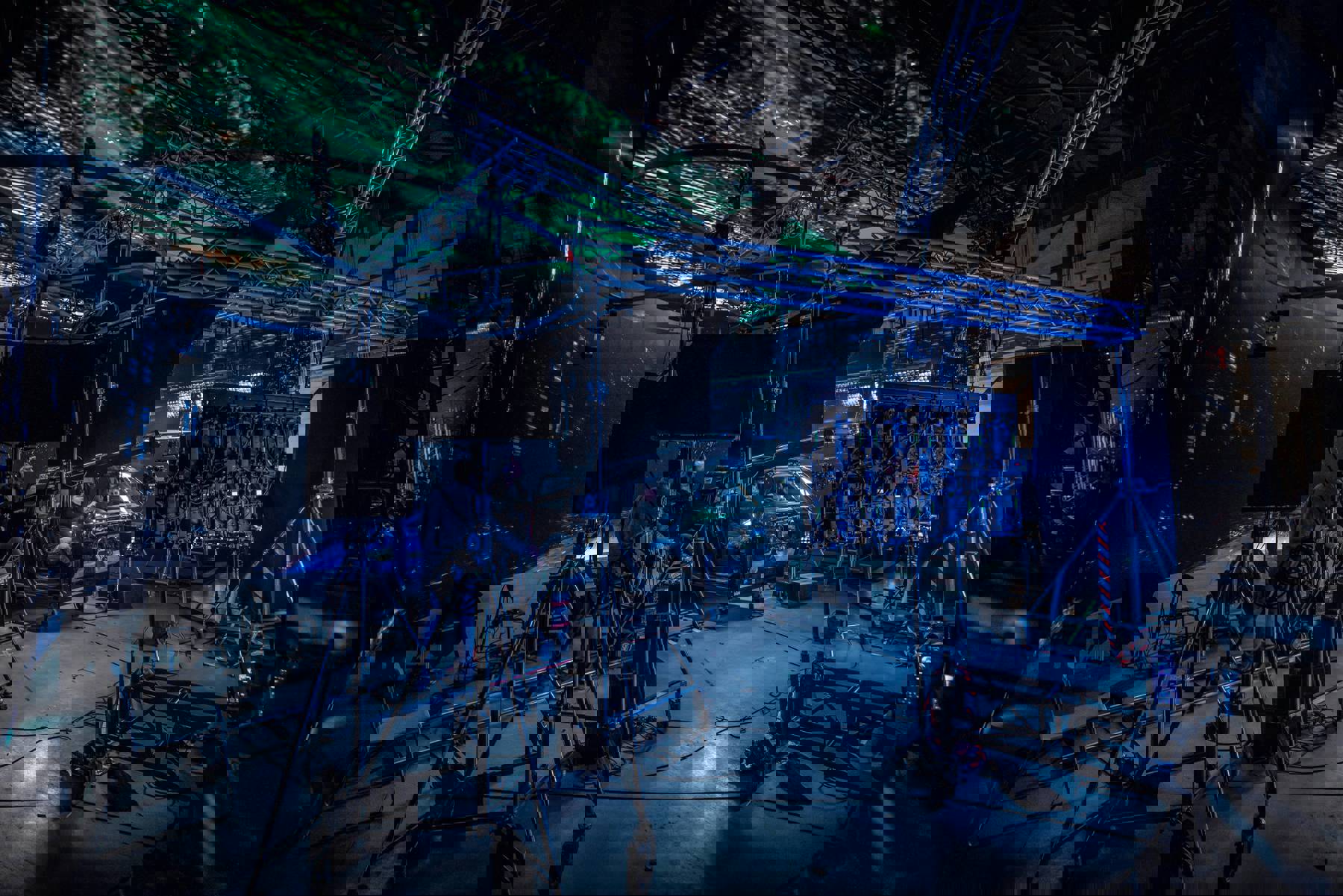 Obrázek /media/yoko2nmi/hallow-road-photo-jan-kallista66.jpg