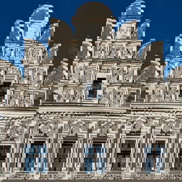 Image /media/yvlbpwb1/telc_-_modry_dum_800x541.jpg