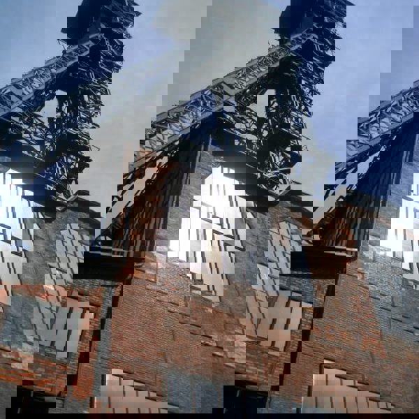 Image /media/zgmliuoi/inustrial.jpg