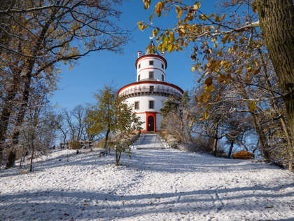 Image /media/zqmh243m/zámek-humprecht-1.jpeg