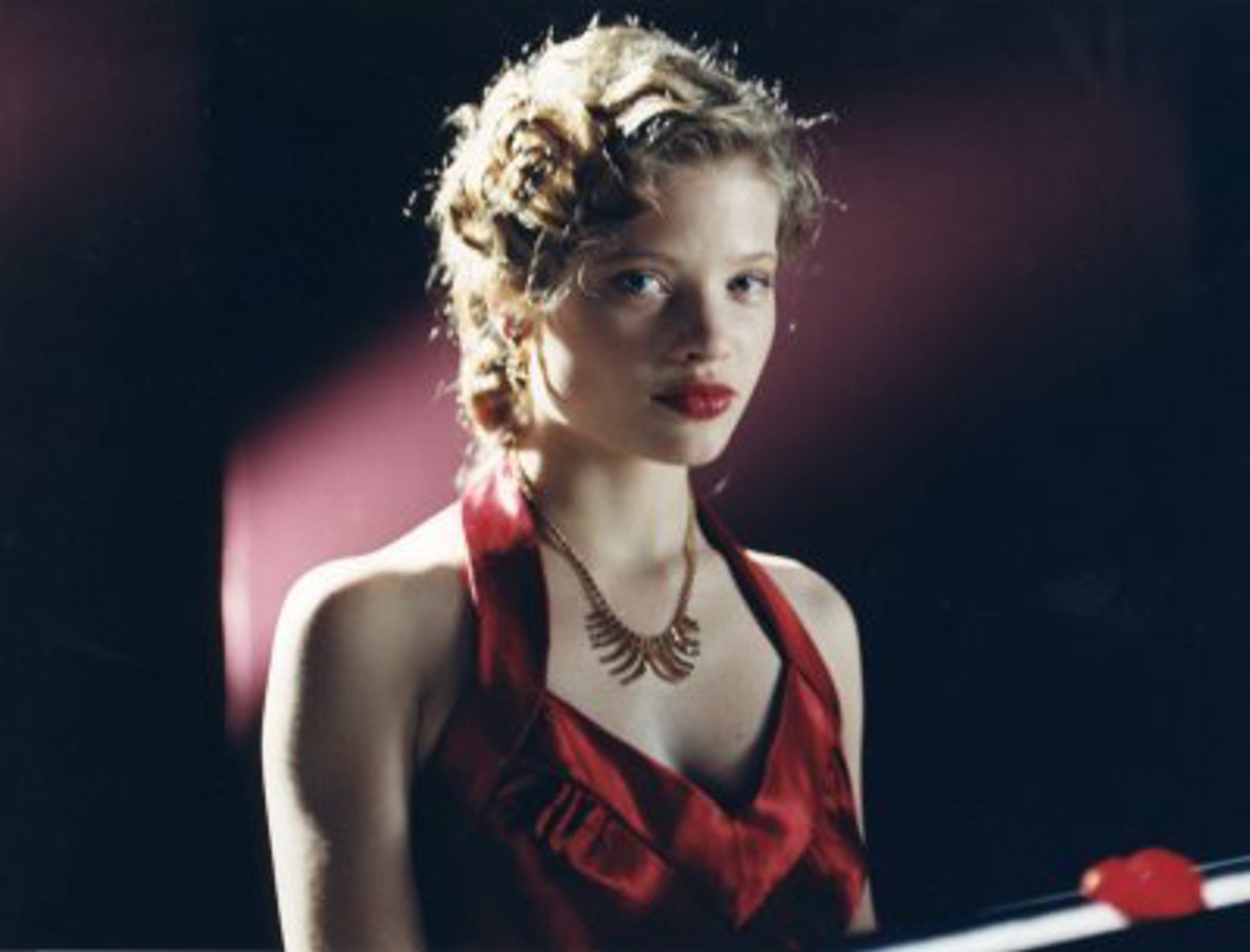 Image /media/zu3fo4n4/canone01.jpg