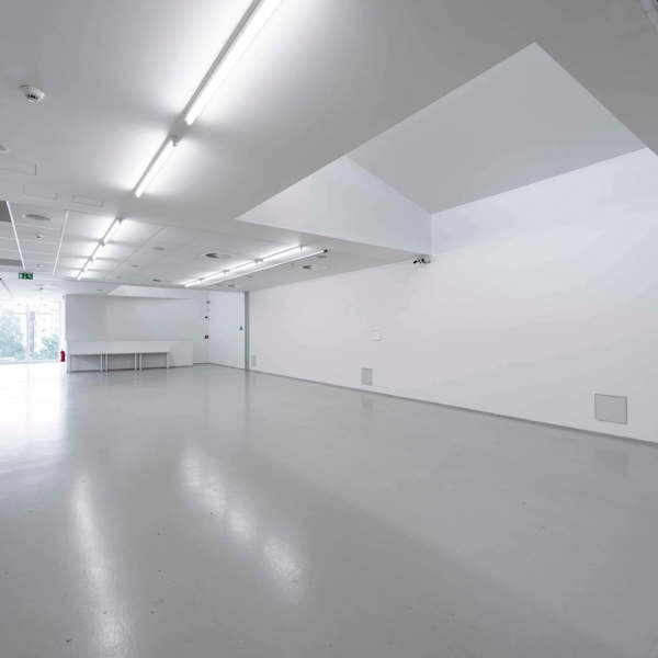 Obrázek /media/zxbaszwq/dox_prague_-_auditorium_7.jpg